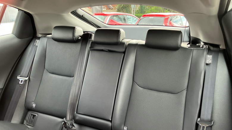 Toyota Prius 2.0 PHEV Design 5dr CVT Hatchback